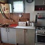 Blossom Cottage - 